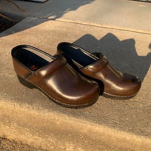 Dansko XP Professional clogs size 4.5-5/EU 35